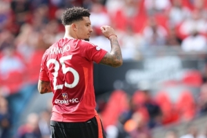 记者：桑乔不太可能去罗马&amp;球员想探索其他选择 多队仍有意签下他