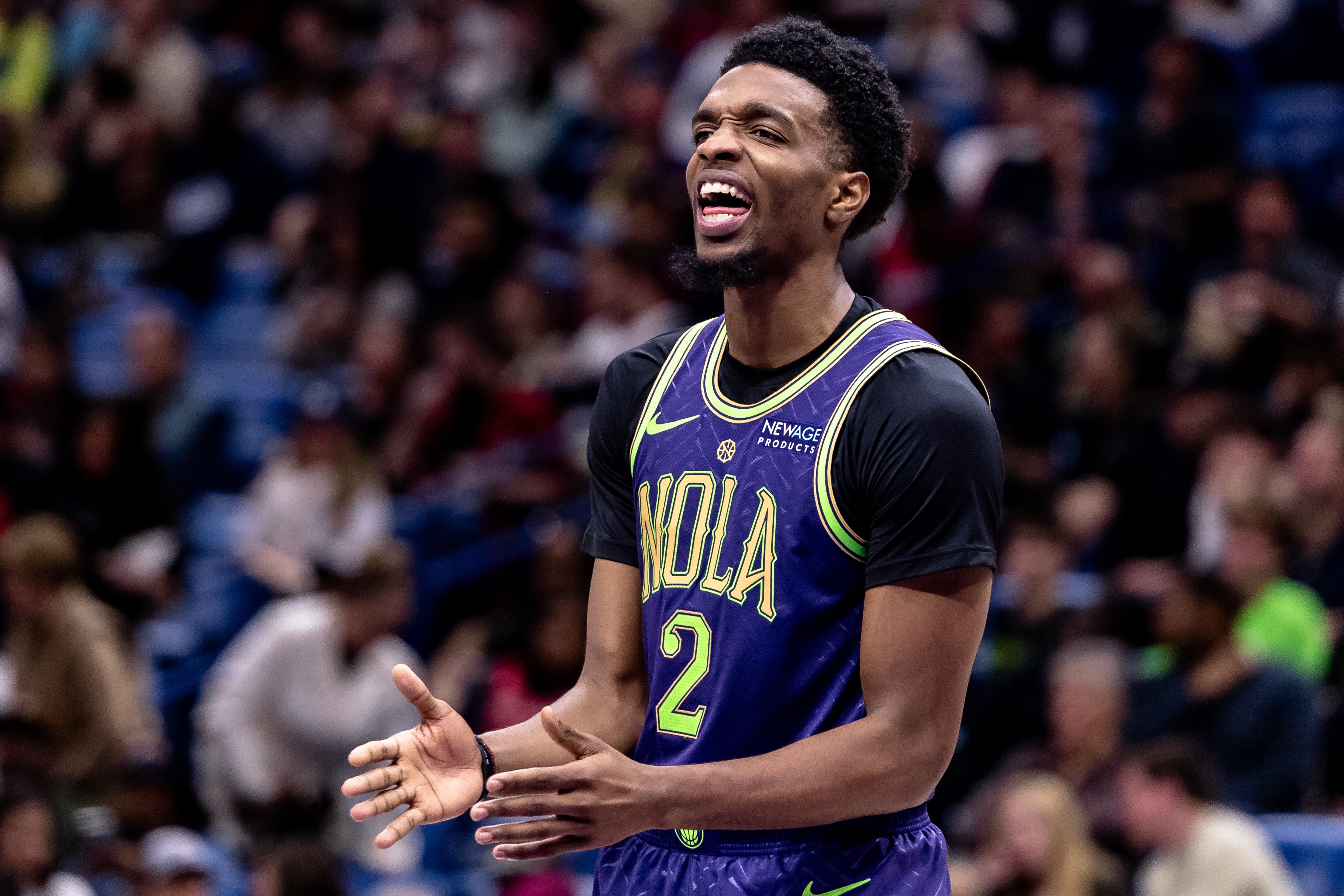 比分直播-场均9.5分3.7板！鹈鹕客战灰熊 赫伯特·琼斯连续缺席8场后复出