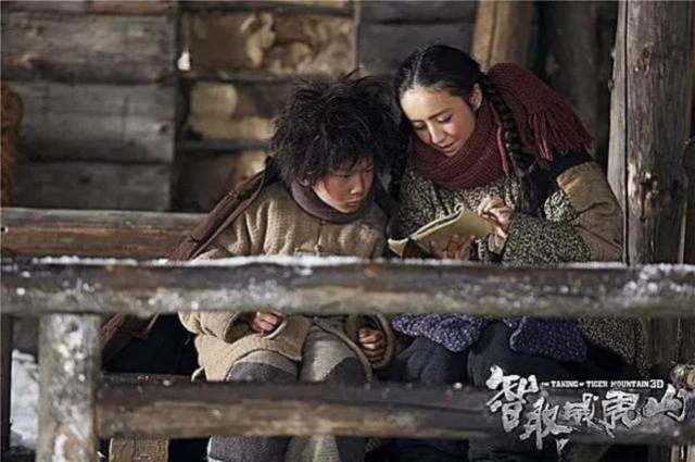 英雄联盟总决赛-【冬奥·人物】为了北京冬奥 苏翊鸣从片场回到雪场