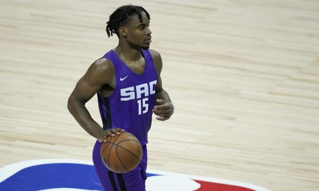 世界赛程-连续15赛季无缘季后赛 小米球欲做国王救世主