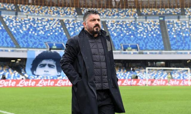 gattuso.napoli.2020.21.cappotto.pioggia.750x450.jpg