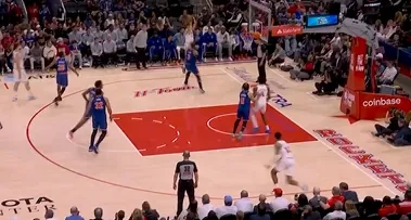 申京送出第10记助攻,谢泼德底角三分命中砍下20分