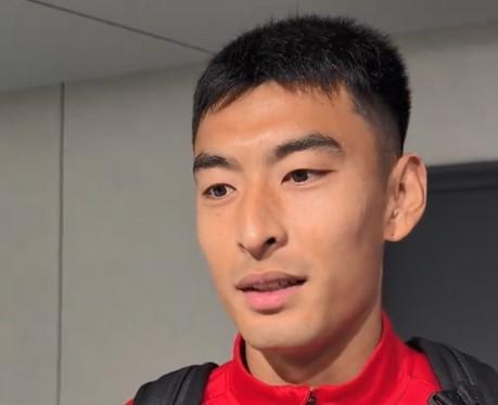 比分直播-王子铭：赛前热身都要回避老队友，怕一看见他们忍不住笑出来